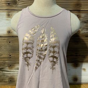 Old Navy Top • Feather Tank • Color: Gold/Tan/Red